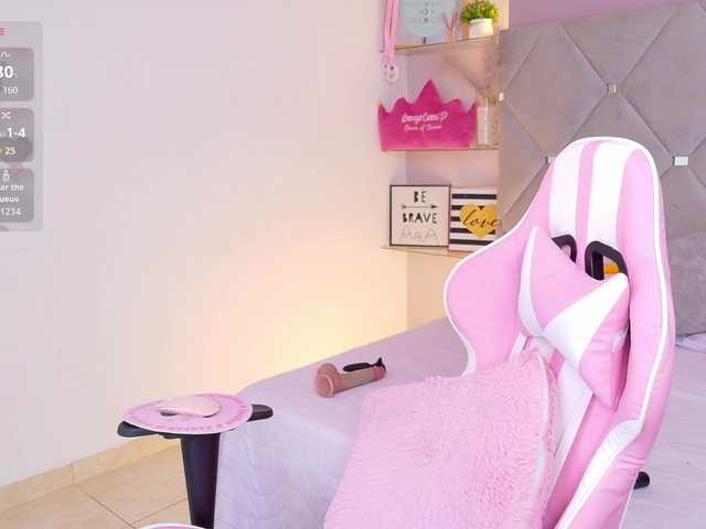 MeganRosse1 live cam on BongaCams