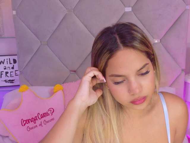 MeganRosse1, en vivo ahora en BongaCams