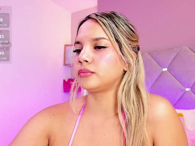 MeganRosse1 live cam on BongaCams