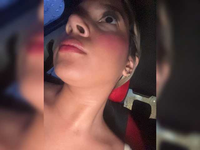 MeganRosse1 live cam on BongaCams