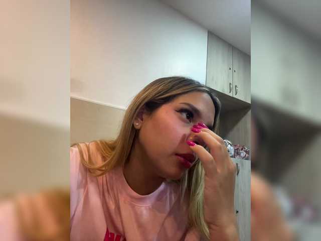 MeganRosse1 live cam