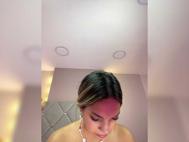 MeganRosse1 live cam on BongaCams