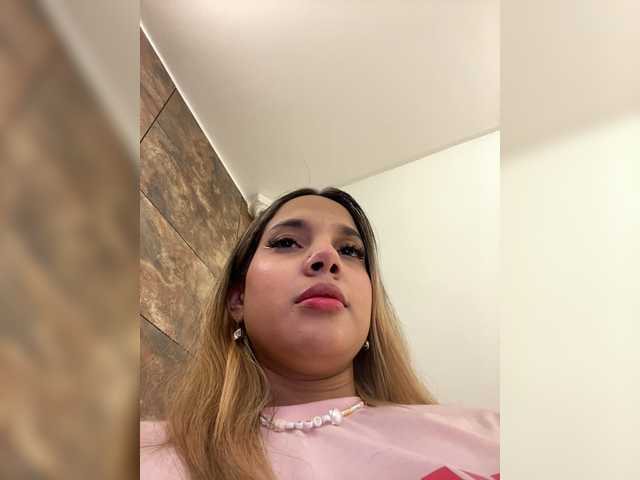 MeganRosse1 live cam on BongaCams