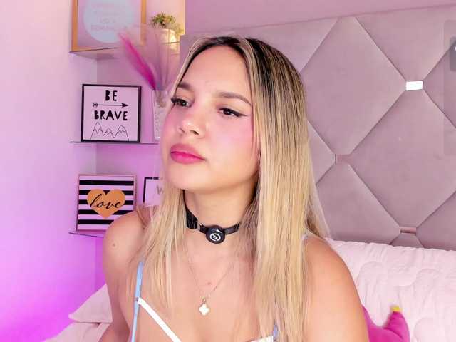 MeganRosse1 live cam on BongaCams