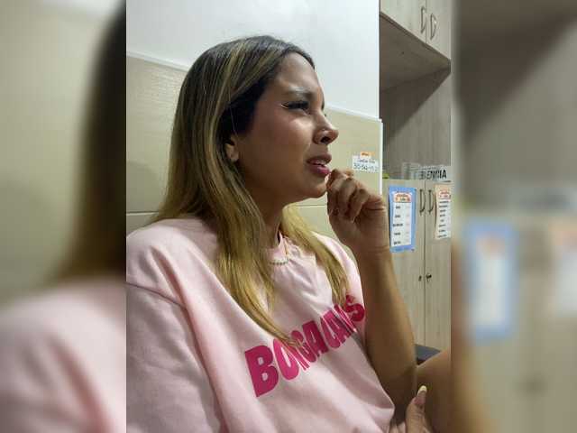MeganRosse1 live cam on BongaCams