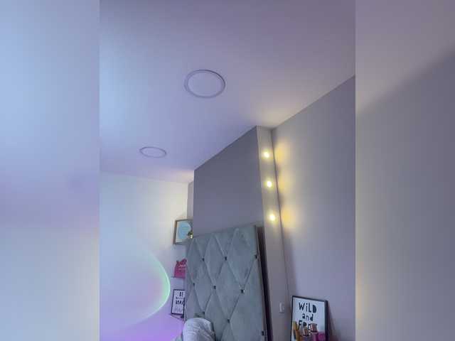 MeganRosse1 live cam on BongaCams