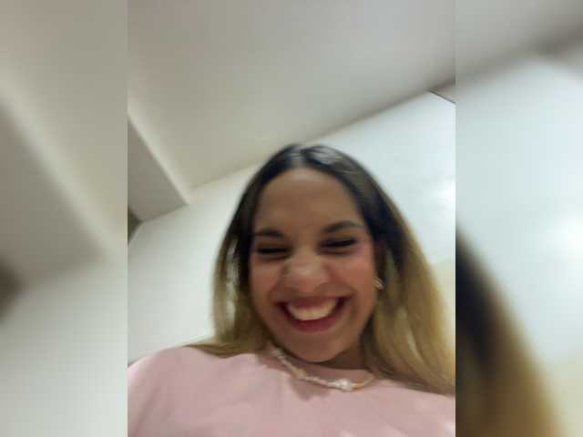 MeganRosse1 live cam on BongaCams
