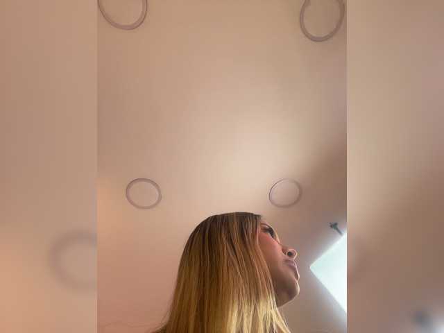 MeganRosse1 Live Cam on BongaCams