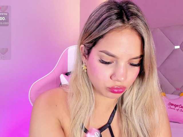 MeganRosse1 live cam on BongaCams