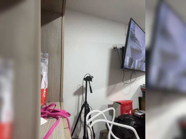 MeganRosse1 live cam on BongaCams