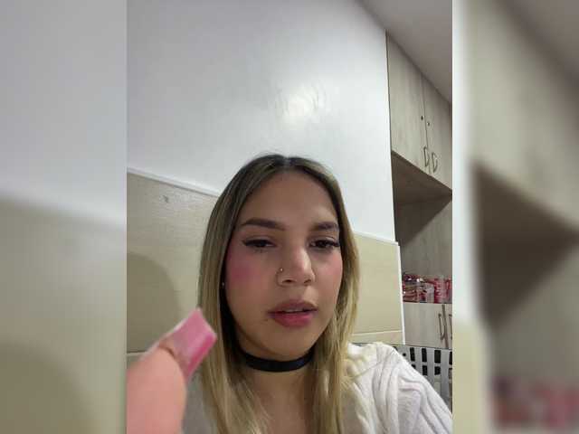 MeganRosse1 live cam on BongaCams