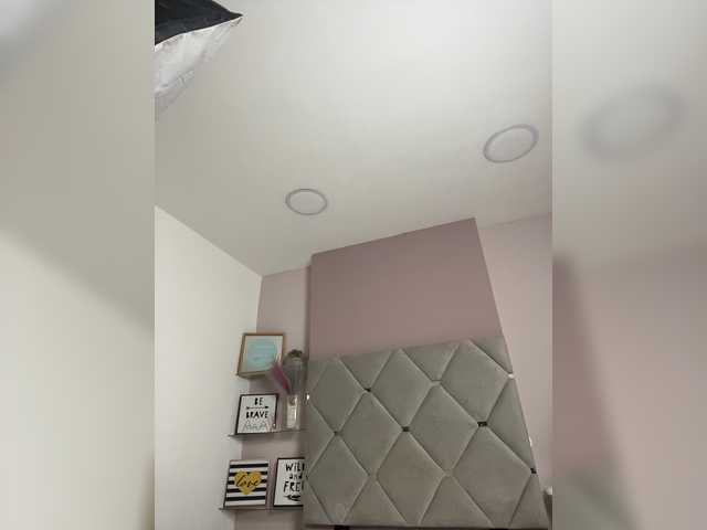 MeganRosse1 live cam on BongaCams