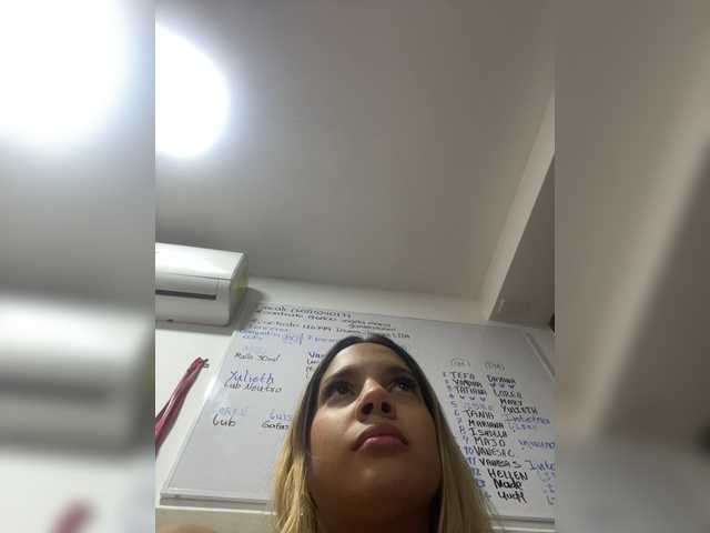 MeganRosse1 live cam on BongaCams
