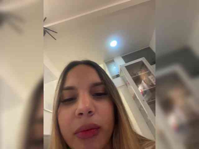 Modèle: MeganRosse