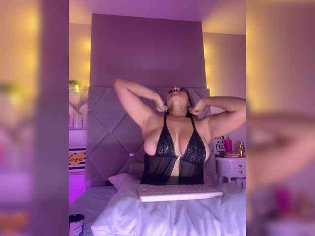 MeganRosse webcam