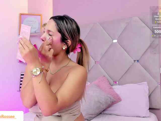 MeganRosse webcam