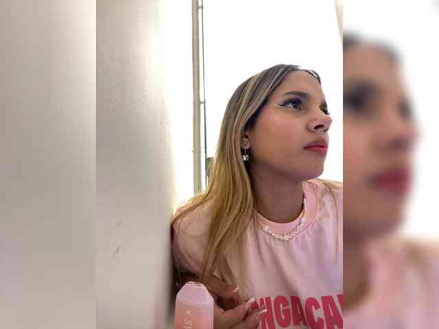 MeganRosse webcam