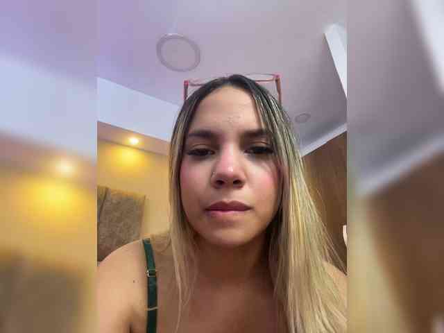 MeganRosse webcam