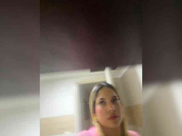 MeganRosse webcam