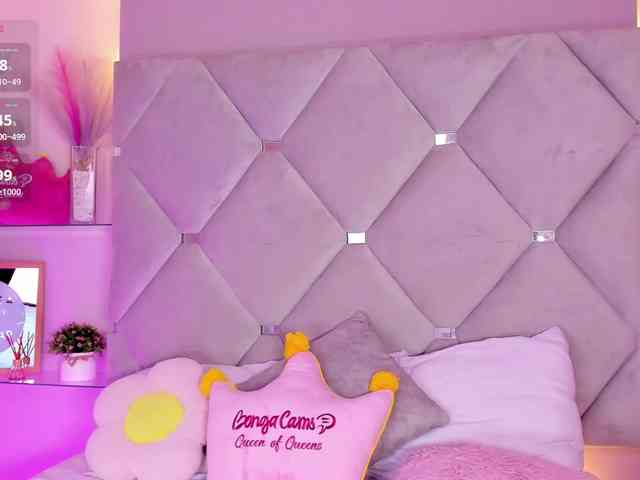MeganRosse webcam