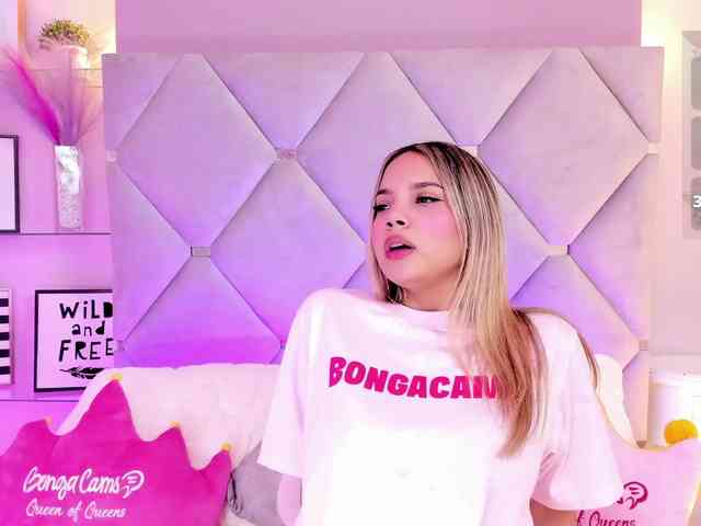 MeganRosse webcam