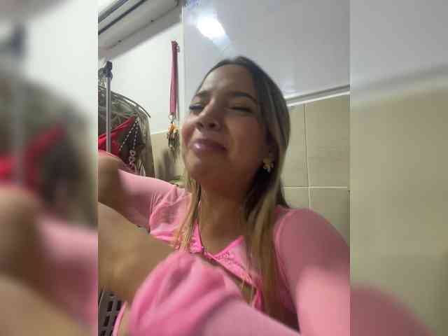 MeganRosse webcam