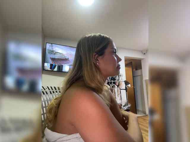 MeganRosse webcam