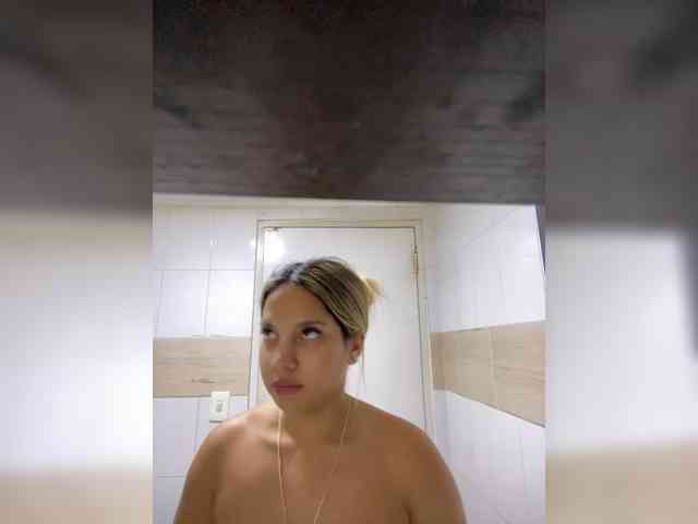 MeganRosse webcam