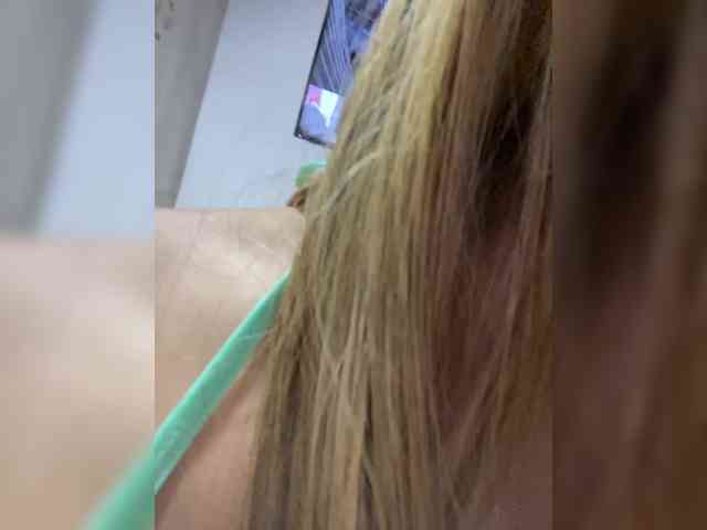 Modèle: MeganRosse