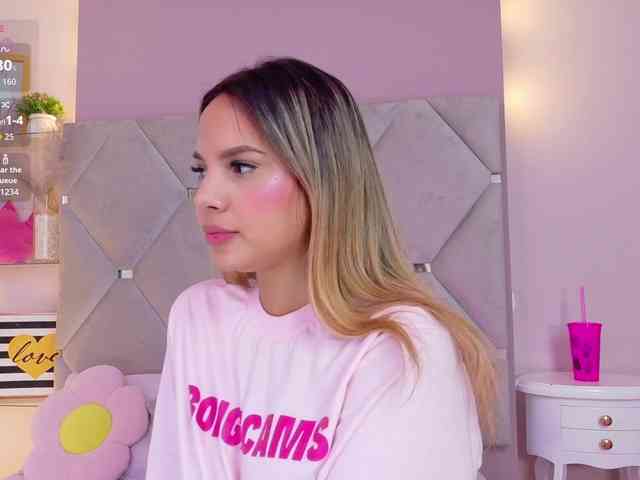 MeganRosse webcam