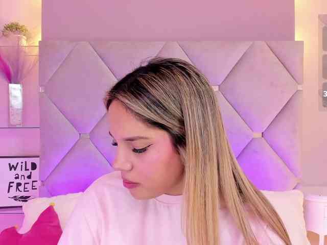 MeganRosse webcam