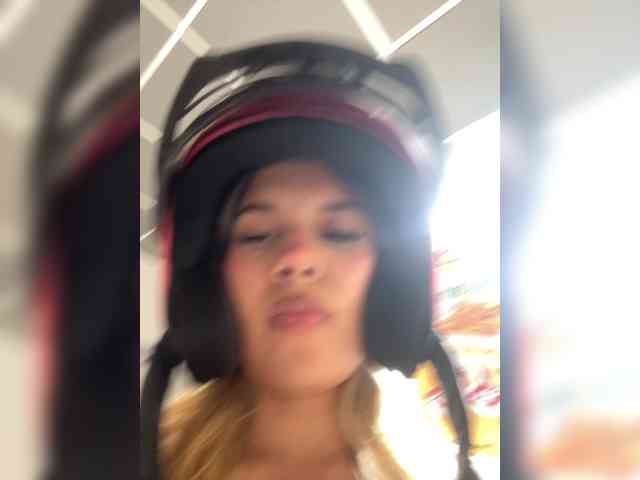 MeganRosse webcam