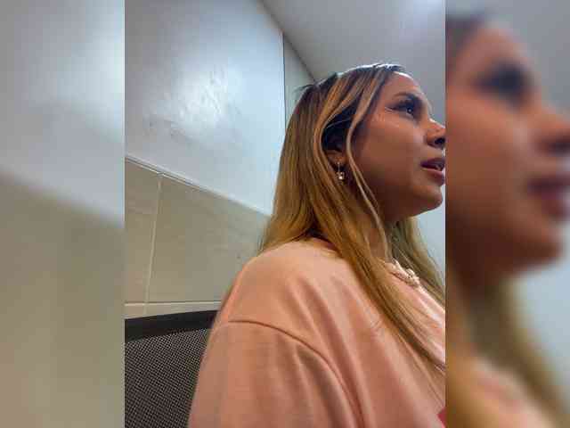 MeganRosse webcam