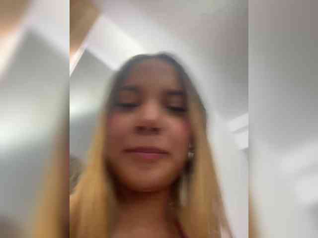 MeganRosse webcam