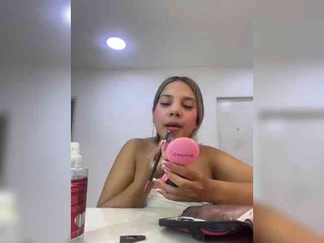 MeganRosse webcam