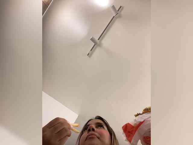 MeganRosse webcam