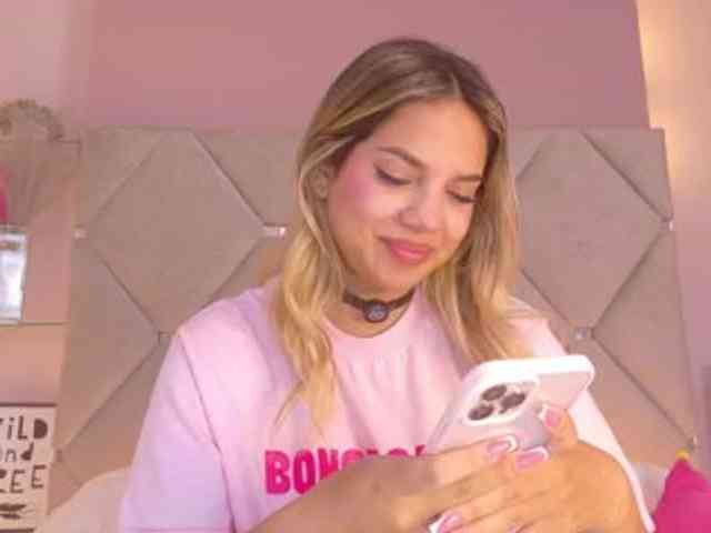 MeganRosse webcam