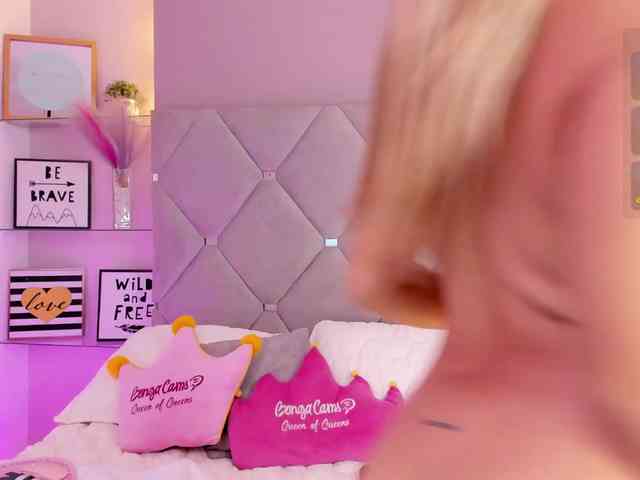 Modèle: MeganRosse