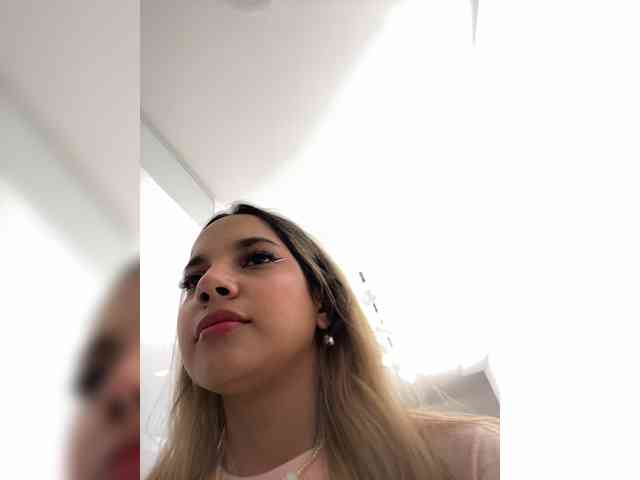 MeganRosse webcam