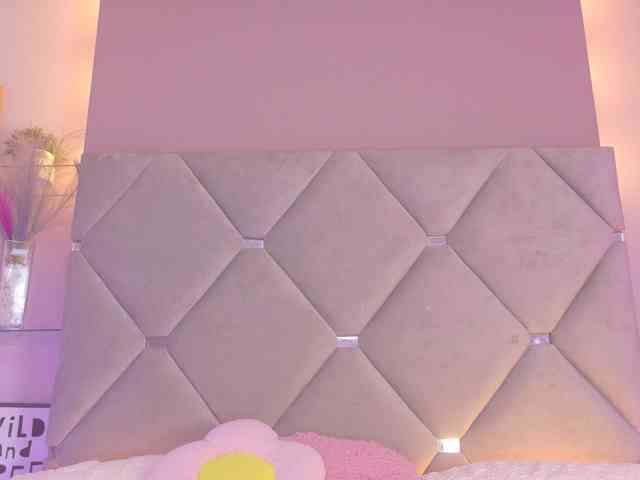 MeganRosse webcam