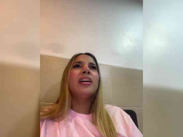 MeganRosse webcam