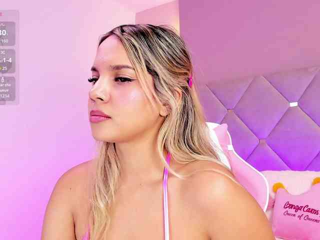 MeganRosse webcam