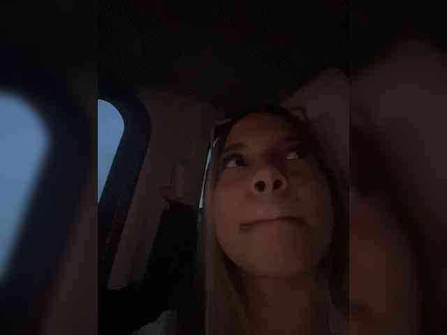 MeganRosse webcam