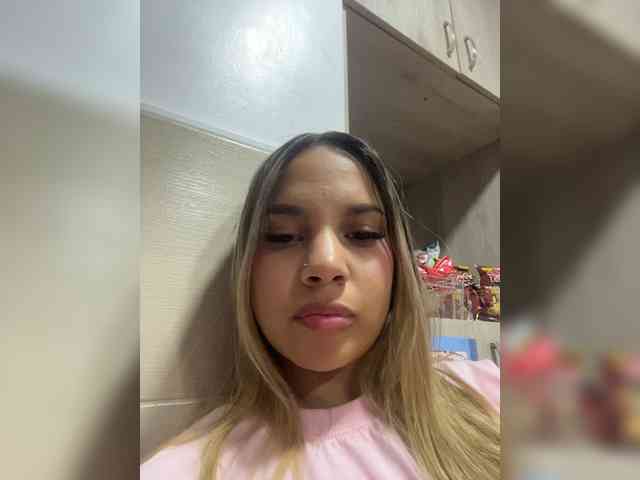 MeganRosse webcam