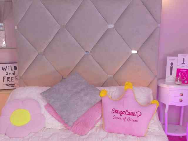 MeganRosse webcam