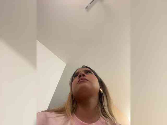 Modèle: MeganRosse