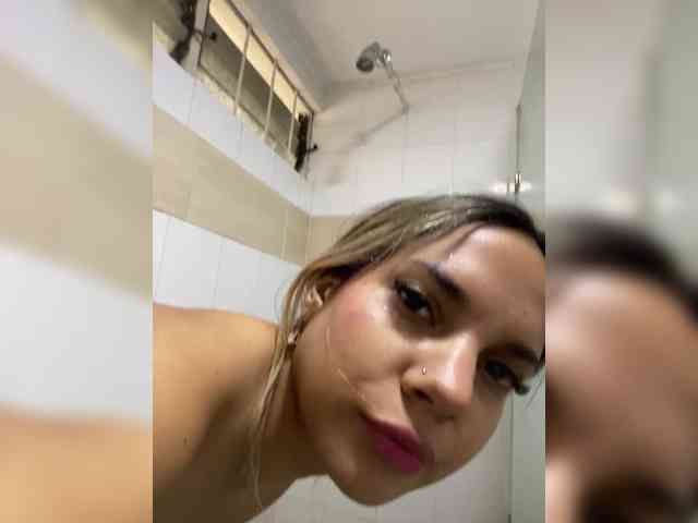 MeganRosse webcam