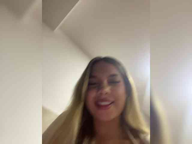 MeganRosse webcam