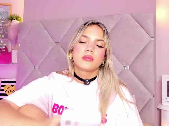 MeganRosse webcam