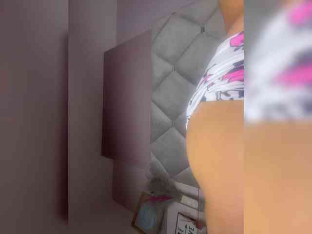 MeganRosse webcam